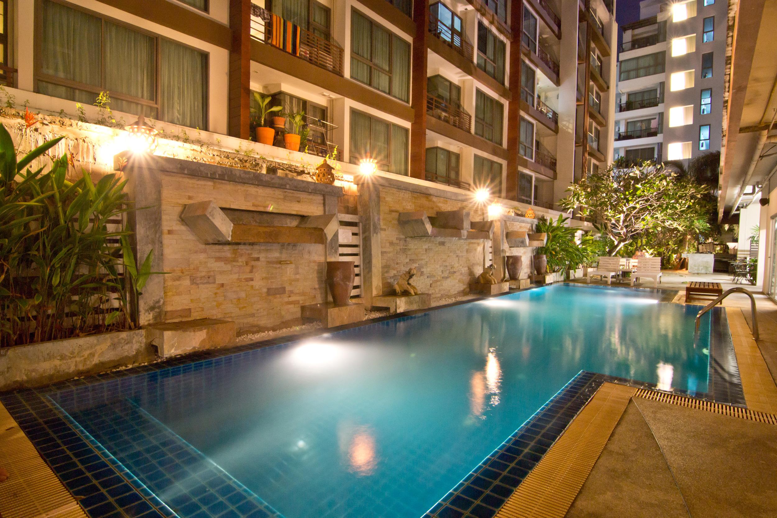 Kokotel Pattaya South Beach Exterior photo